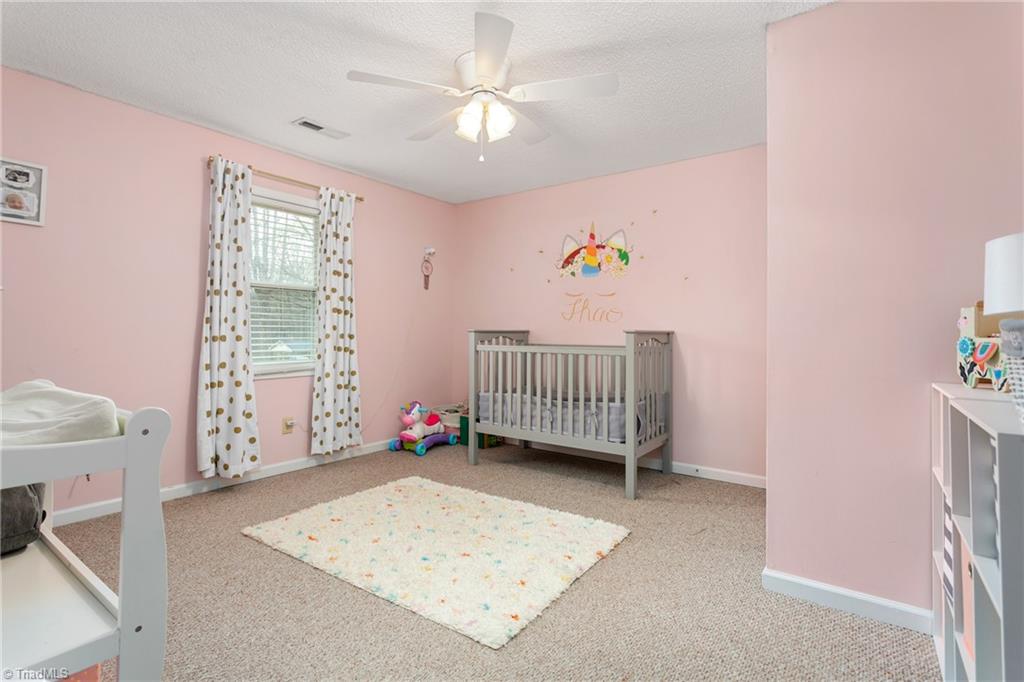 4306 Edgemore Road Greensboro, NC 27455 - Photo 19 of 26 2nd bedroom