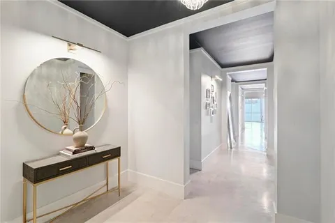 $2,000,000 | 840 Tchoupitoulas Street, Unit 312, New Orleans, LA 70130