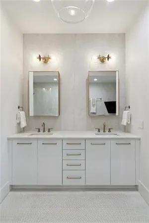 $2,000,000 | 840 Tchoupitoulas Street, Unit 312, New Orleans, LA 70130
