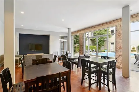 $2,000,000 | 840 Tchoupitoulas Street, Unit 312, New Orleans, LA 70130