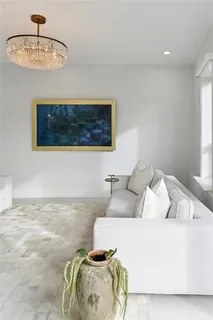 $2,000,000 | 840 Tchoupitoulas Street, Unit 312, New Orleans, LA 70130