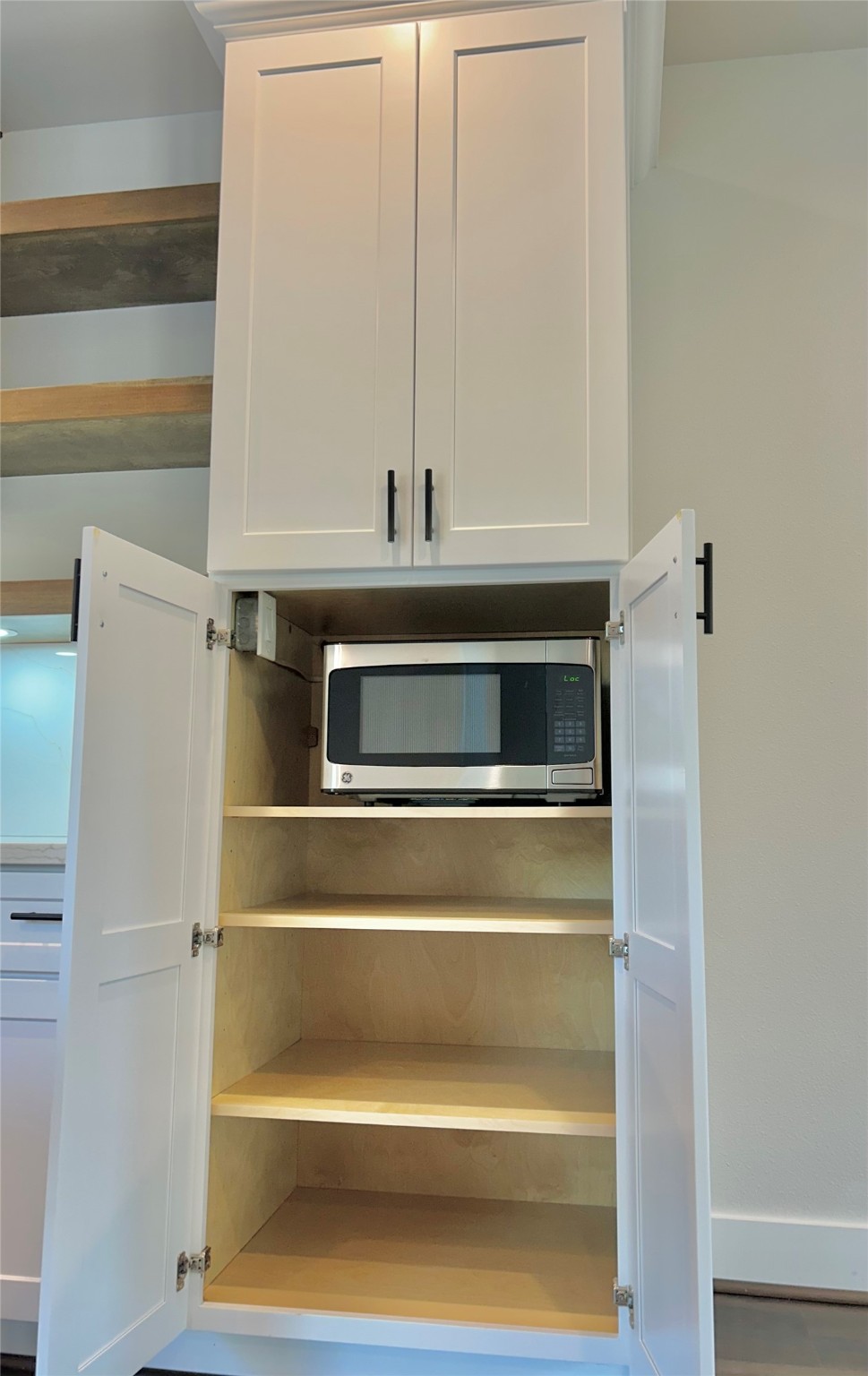 125 4th Street San Leon, TX 77539 - Photo 6 of 40 a bathroom with a washer and dryer