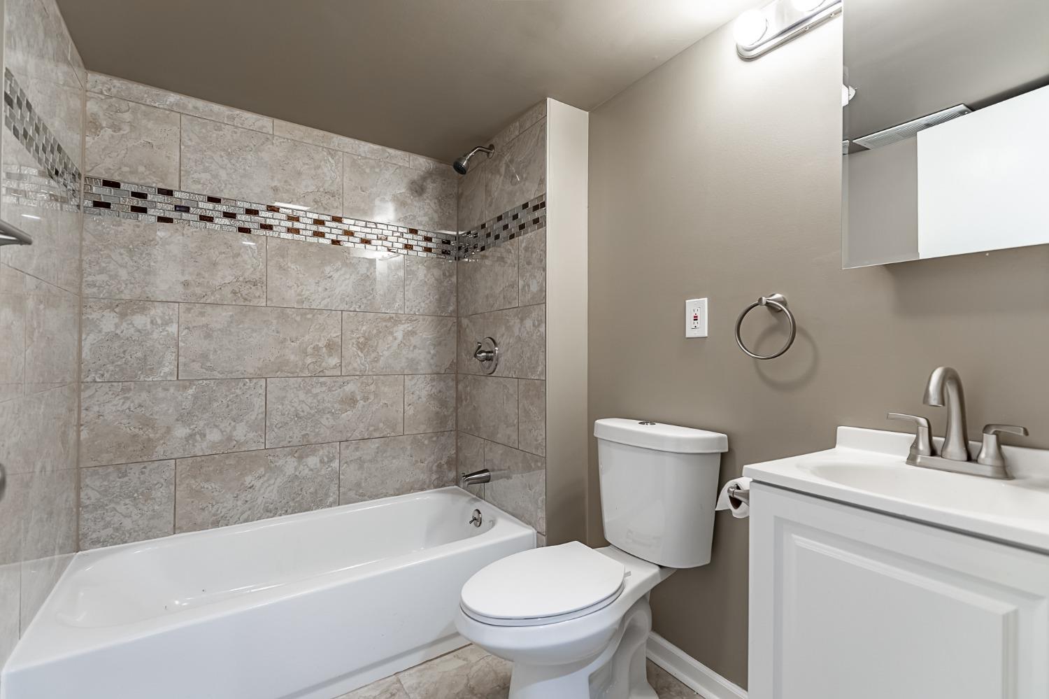 7641 Juniper Avenue Gary, IN 46403 - Photo 23 of 55 1500x999