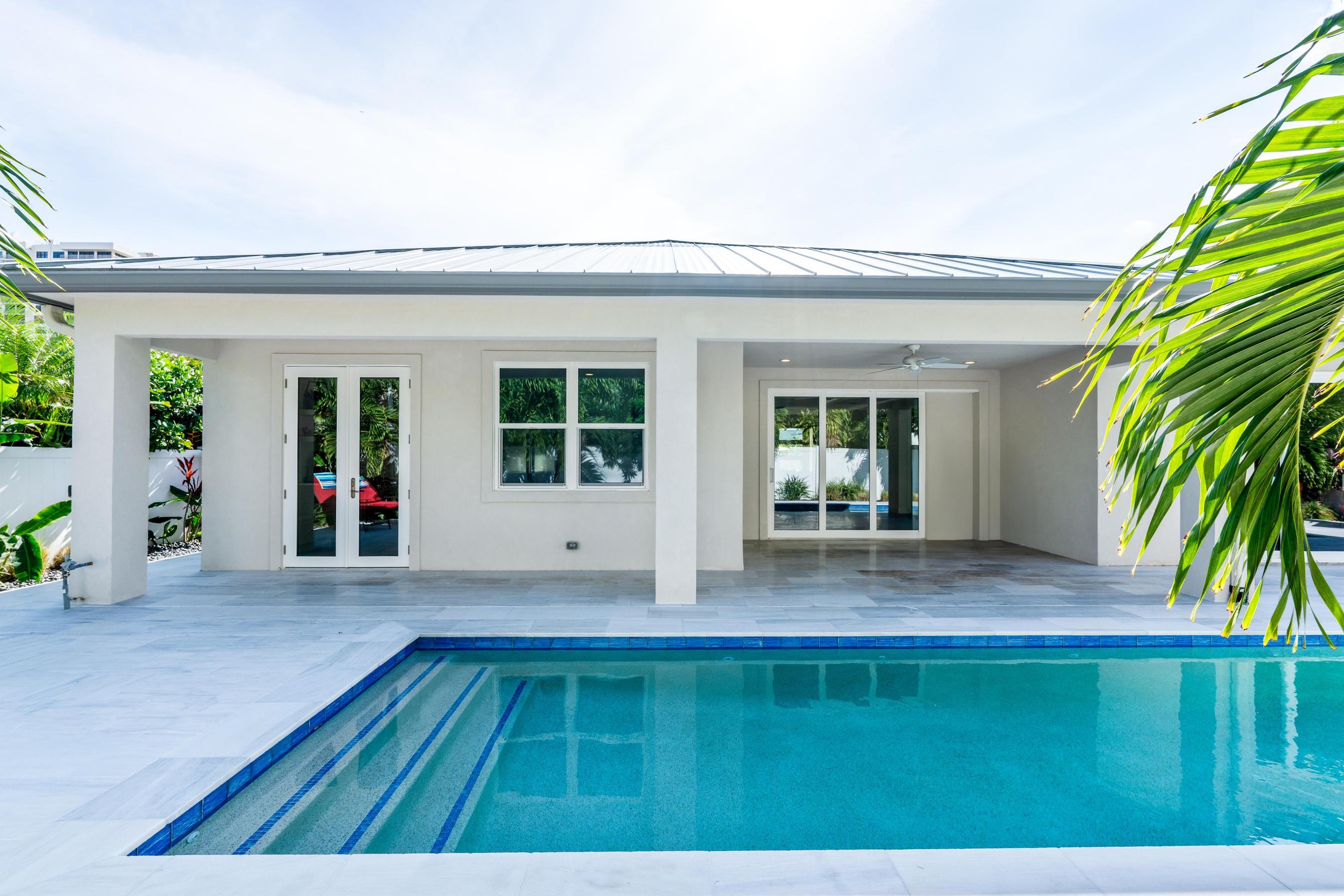 1270 Singer Drive Riviera Beach, FL 33404 - Photo 7 of 29 A7402767