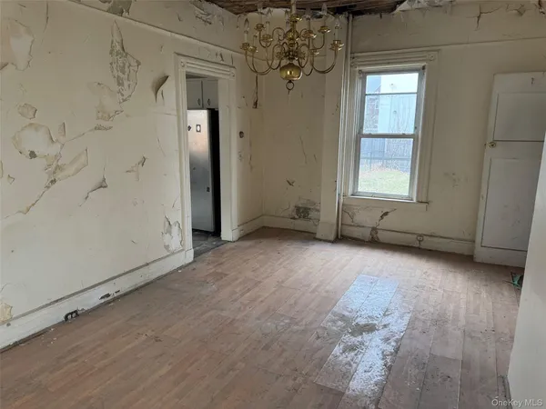 $399,900 | 42 Union Avenue, Mount Vernon, NY 10550