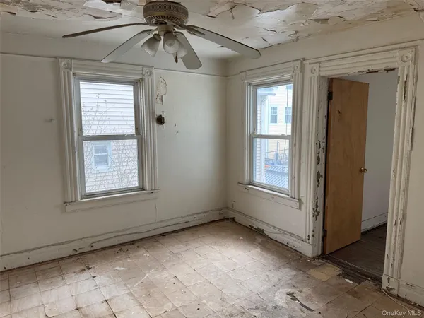 $399,900 | 42 Union Avenue, Mount Vernon, NY 10550