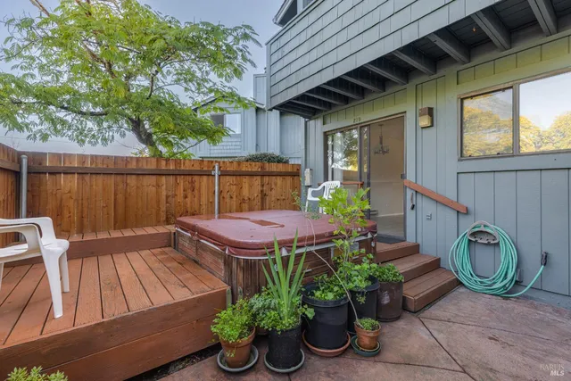 $410,000 | 219 College View Drive, Rohnert Park, CA 94928