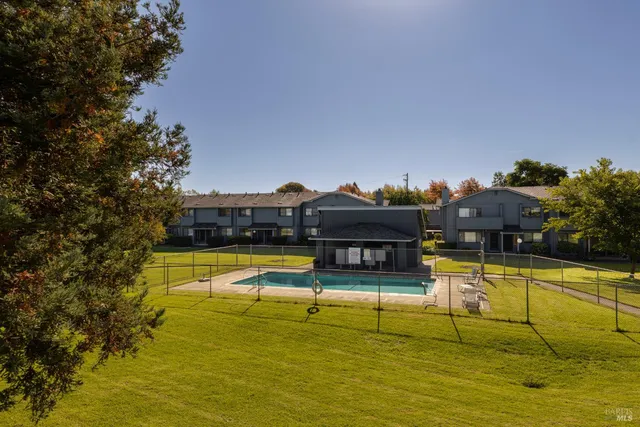 $410,000 | 219 College View Drive, Rohnert Park, CA 94928