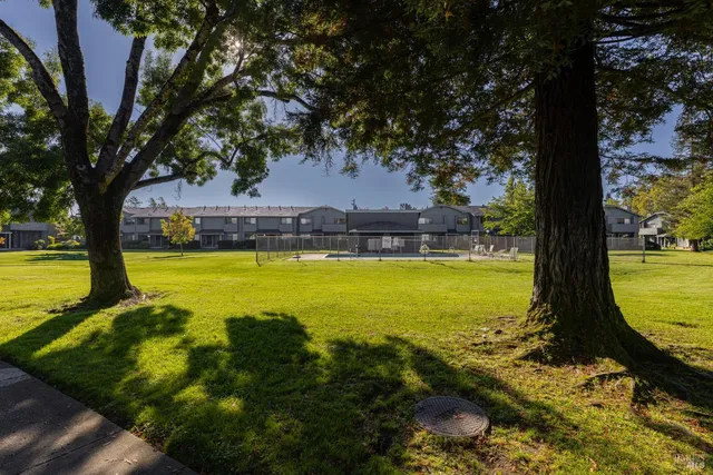 $410,000 | 219 College View Drive, Rohnert Park, CA 94928