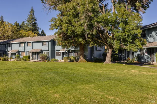 $410,000 | 219 College View Drive, Rohnert Park, CA 94928