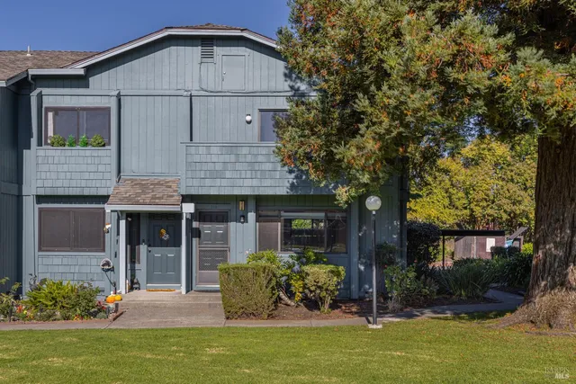 $410,000 | 219 College View Drive, Rohnert Park, CA 94928