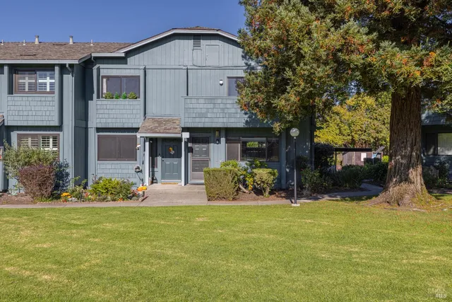 $410,000 | 219 College View Drive, Rohnert Park, CA 94928