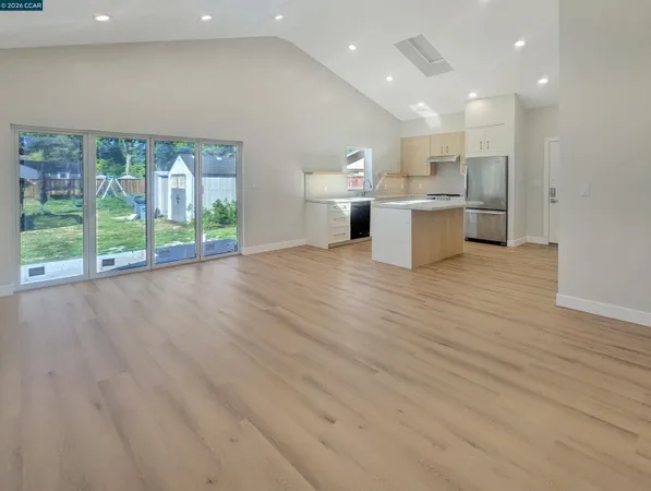 $3,600 | 1892 A Sunnyvale Avenue, Walnut Creek, CA 94597