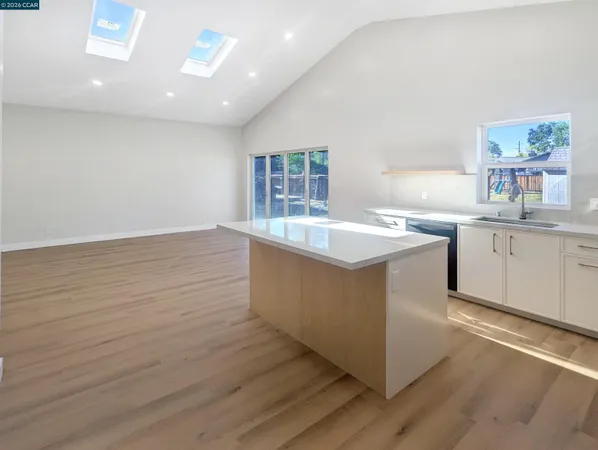 $3,600 | 1892 A Sunnyvale Avenue, Walnut Creek, CA 94597