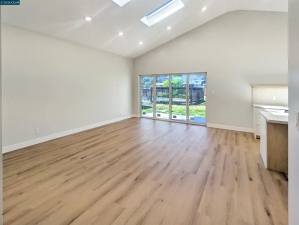 $3,600 | 1892 A Sunnyvale Avenue, Walnut Creek, CA 94597