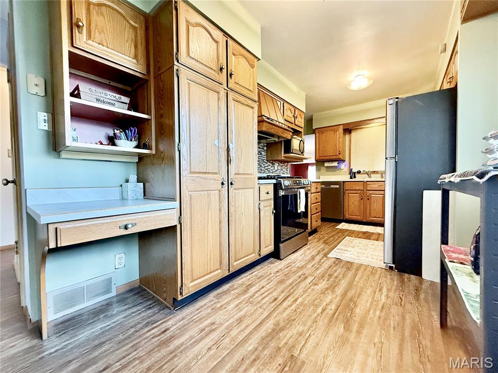 319 Fillmore Street Worden, IL 62097 - Photo 10 of 37