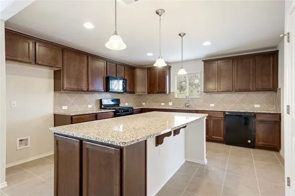 $2,095 | 201 Paint Creek Lane, Georgetown, TX 78633