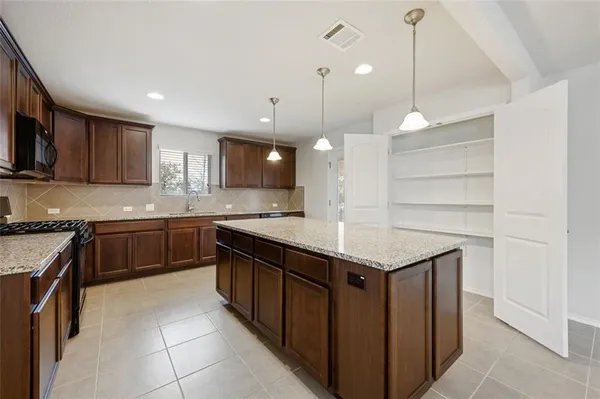 $2,095 | 201 Paint Creek Lane, Georgetown, TX 78633