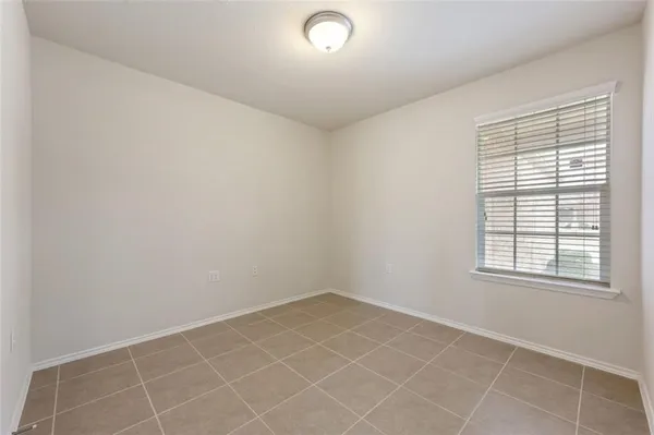 $2,095 | 201 Paint Creek Lane, Georgetown, TX 78633