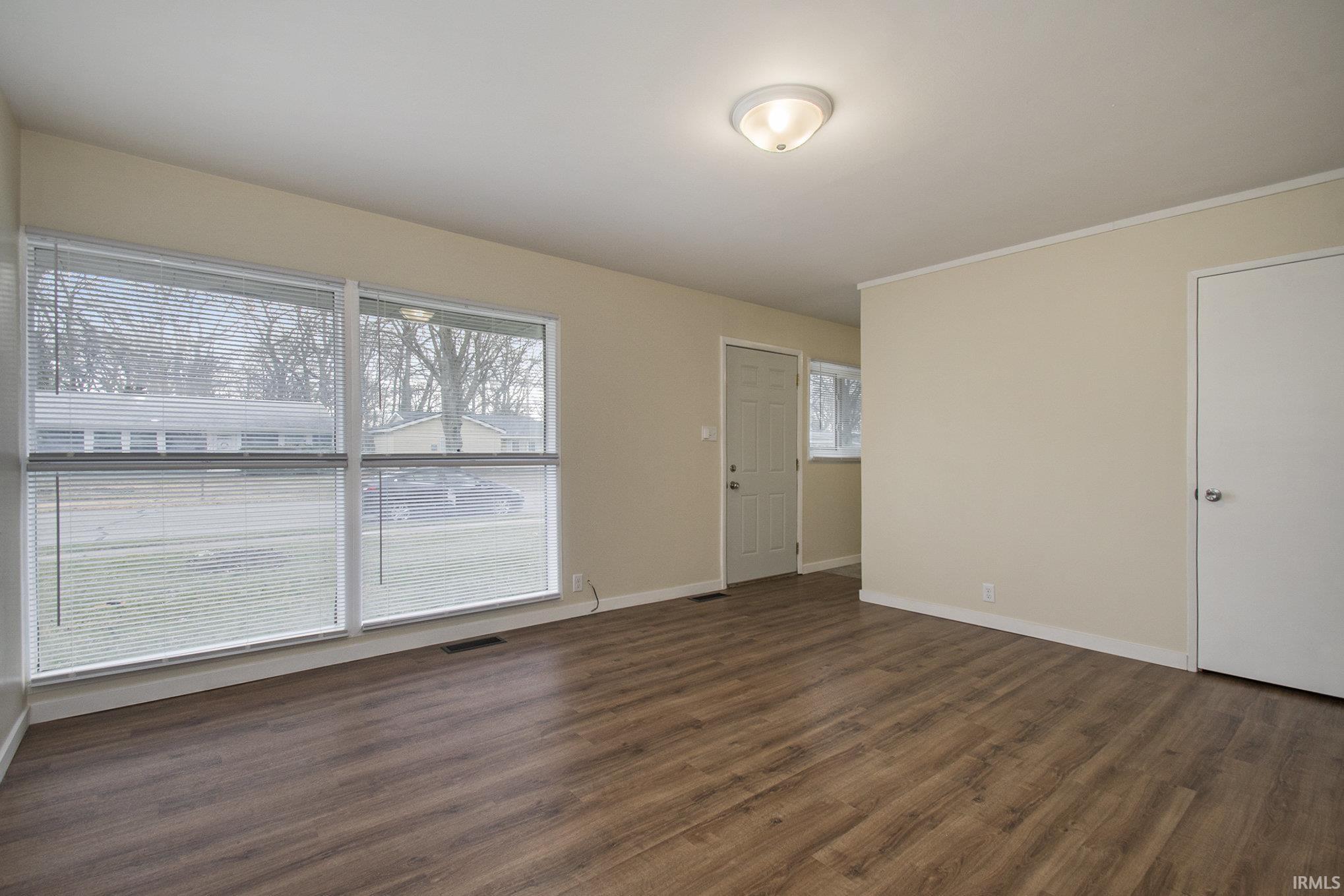 1301 Ebeling Drive South Bend, IN 46615 - Photo 5 of 17 Gallery Image 5