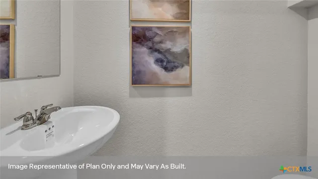 a view of entryway and hall