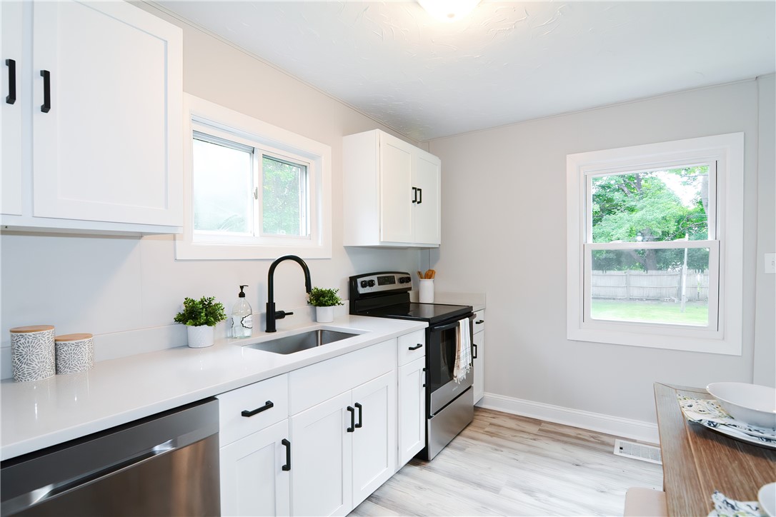 11 Elm Road Burrillville, RI 02826 - Photo 13 of 35