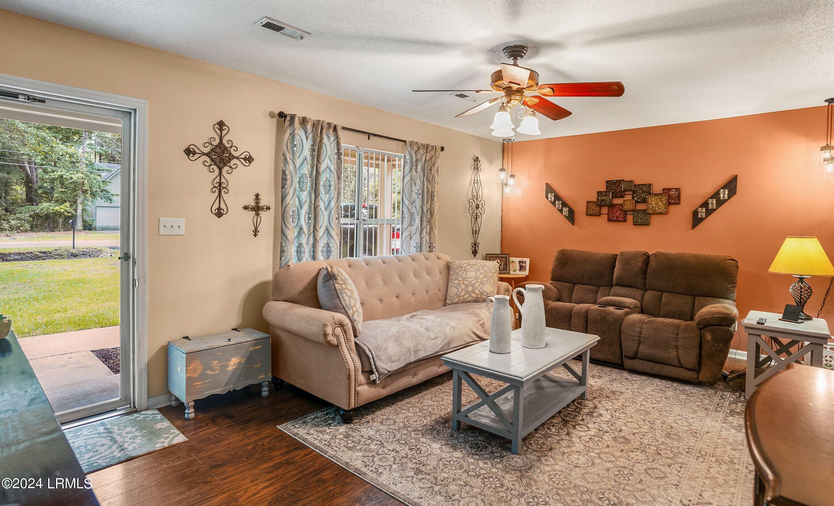 49 Hewlett Road Beaufort, SC 29907 - Photo 6 of 26 DSC03934-10-1.jpg-SMALL