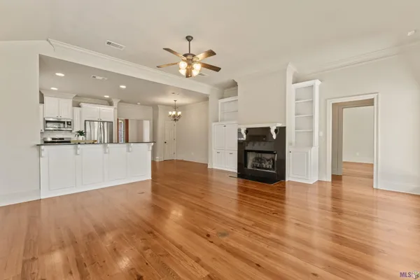 $367,000 | 365 South Club Avenue, St. Gabriel, LA 70776