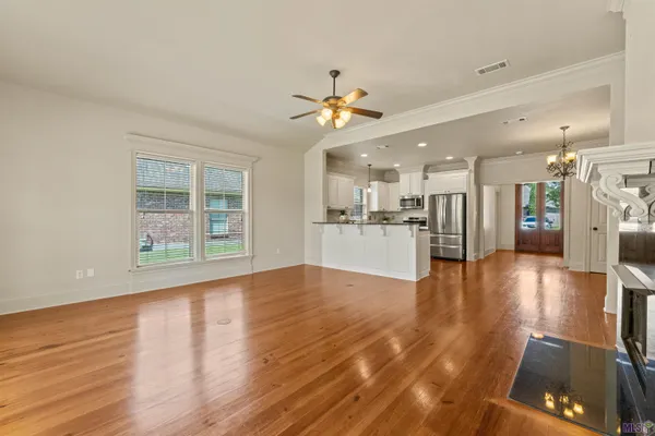 $367,000 | 365 South Club Avenue, St. Gabriel, LA 70776