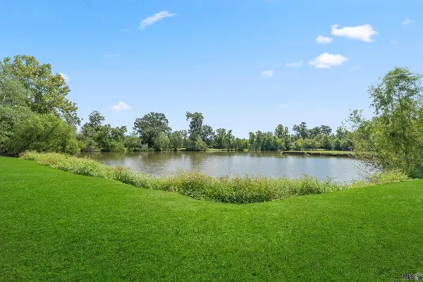 $367,000 | 365 South Club Avenue, St. Gabriel, LA 70776