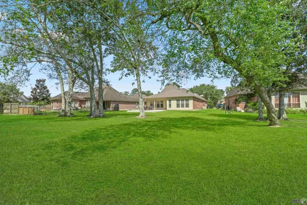 $367,000 | 365 South Club Avenue, St. Gabriel, LA 70776