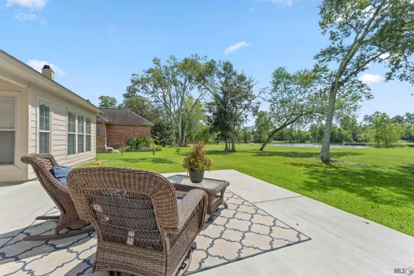 $367,000 | 365 South Club Avenue, St. Gabriel, LA 70776