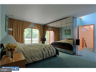 1375 Bartlett Road Wayne, PA 19087 - Photo 9 of 12 Gallery Image 9