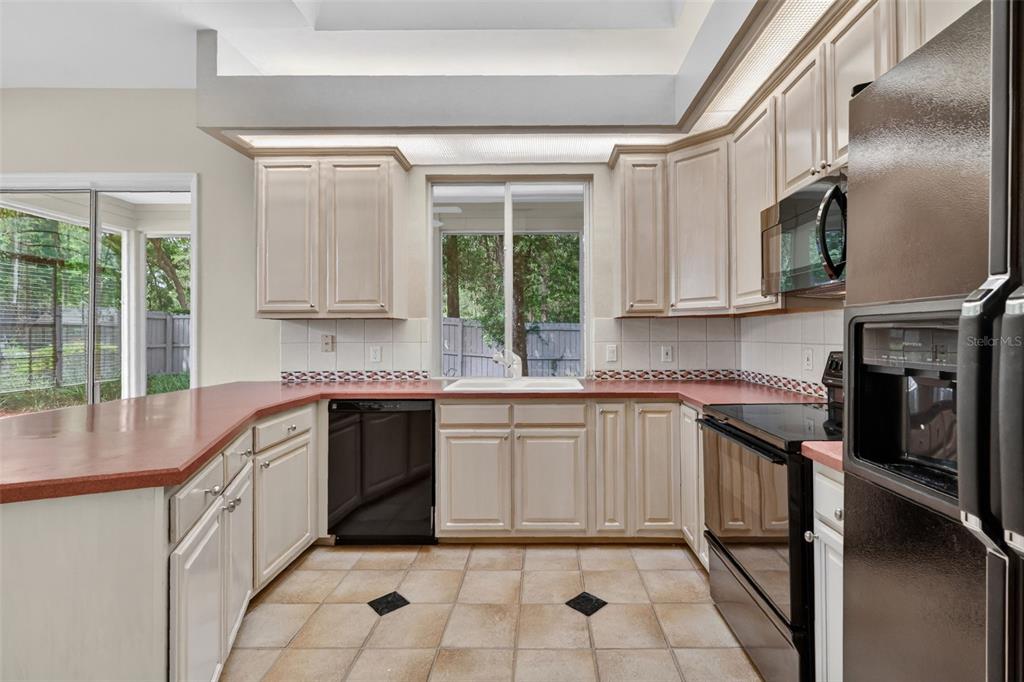 10370 Southwest 51 Lane Gainesville, FL 32608 - Photo 14 of 34