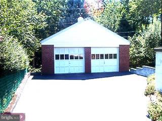 433 Granite Terrace Springfield, PA 19064 - Photo 2 of 6 Gallery Image 2