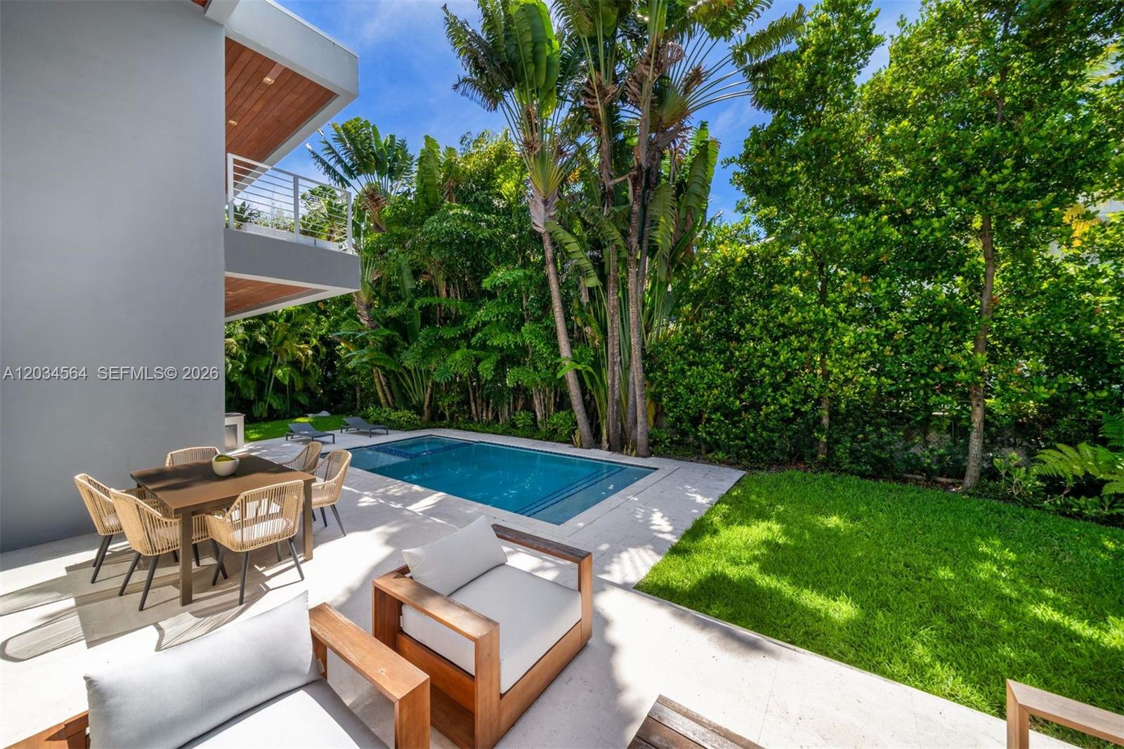 425 Harbor Drive Key Biscayne, FL 33149 - Photo 7 of 50
