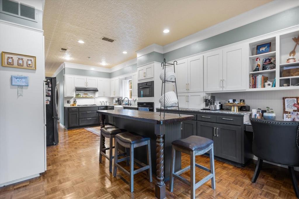 5911 Foxcroft Road Tyler, TX 75703 - Photo 12 of 40