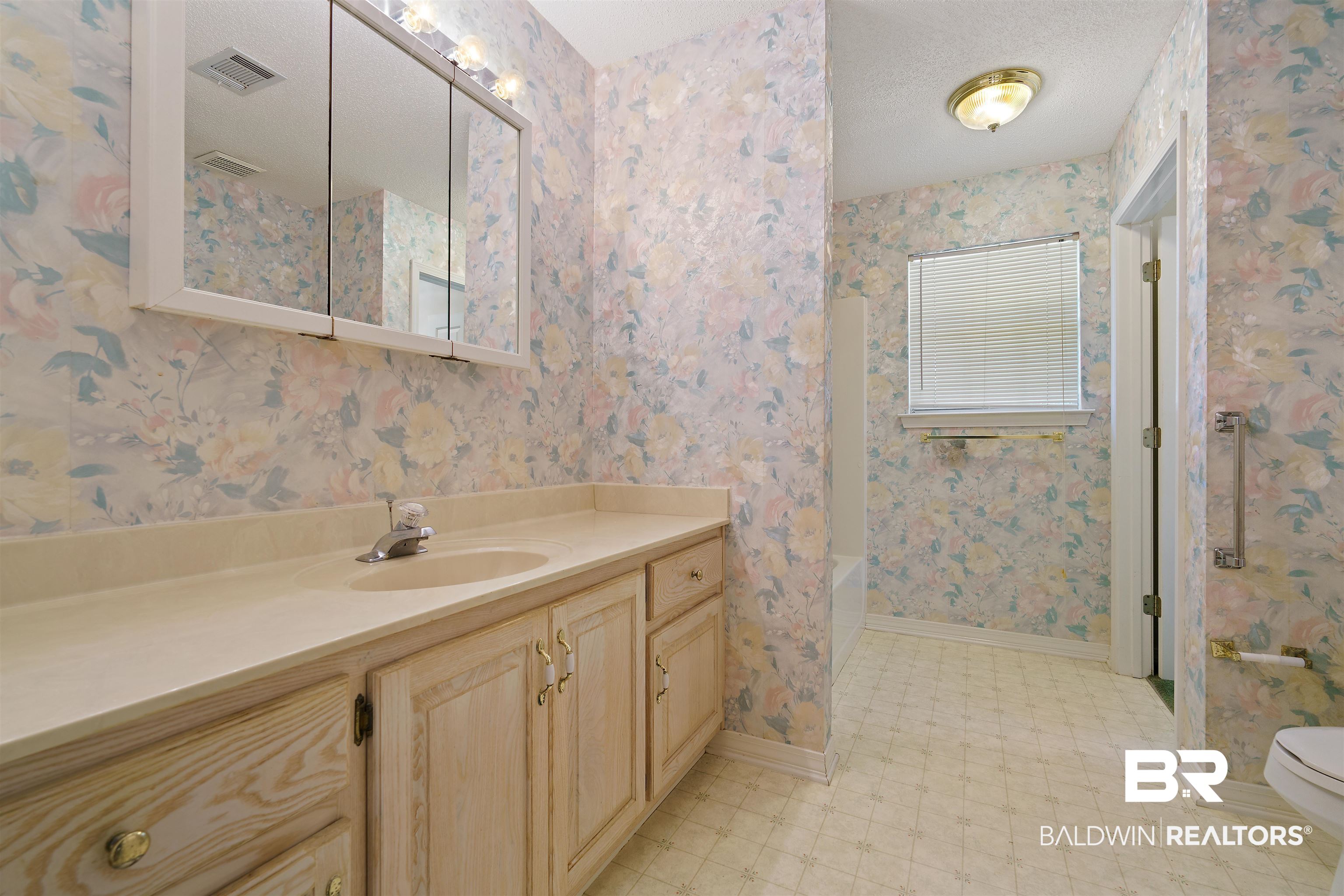 7231 Serenity Gardens Road Theodore, AL 36582 - Photo 21 of 41