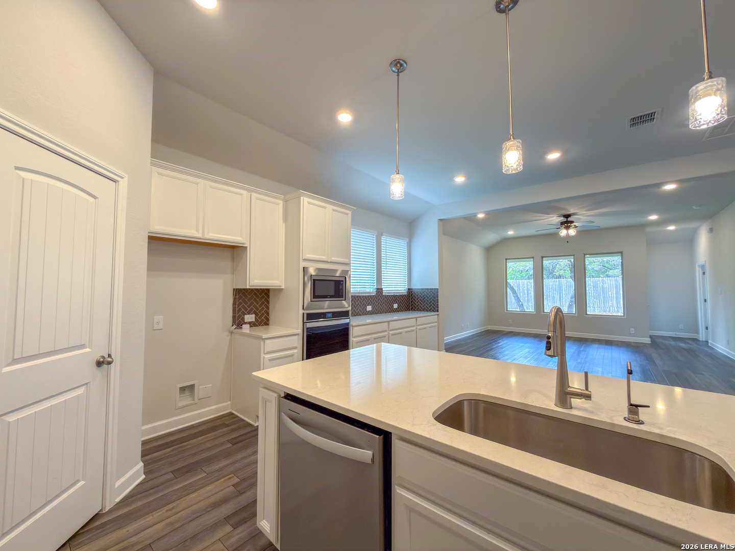 327 Sonata Canyon Spring Branch, TX 78070 - Photo 8 of 41