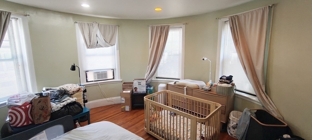 4 Fuller Street, Unit 2 Brookline, MA 02446 - Photo 8 of 12