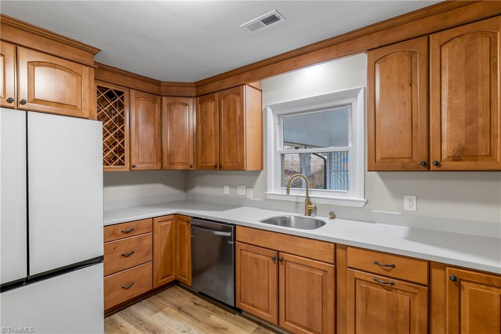 1113 Rustic Road Greensboro, NC 27410 - Photo 31 of 50