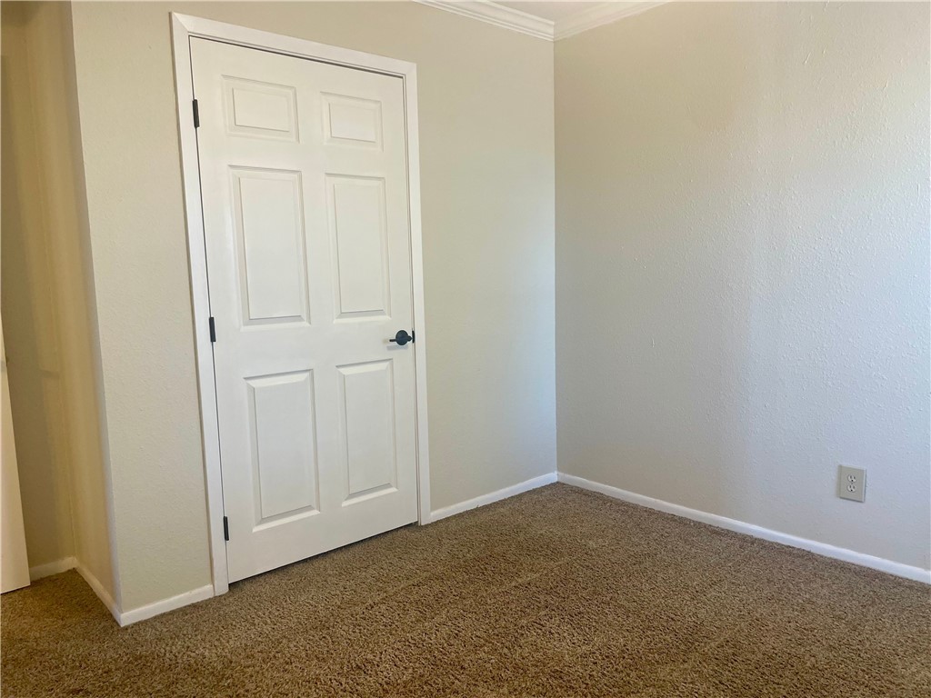 7879 Chestnut Road Beeville, TX 78102 - Photo 15 of 40