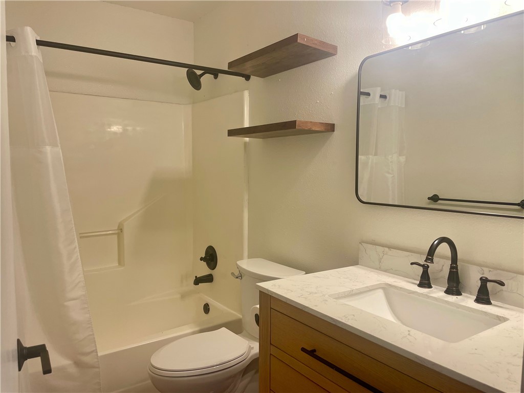 7879 Chestnut Road Beeville, TX 78102 - Photo 16 of 40