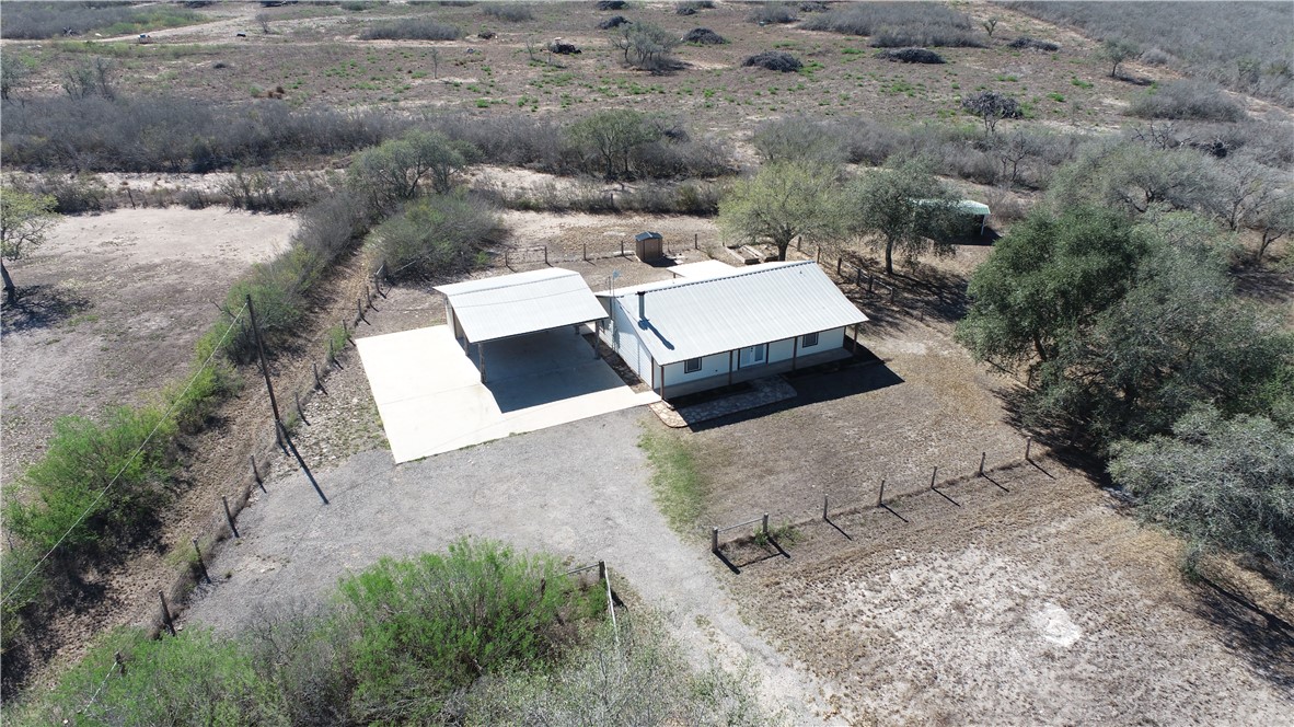 7879 Chestnut Road Beeville, TX 78102 - Photo 36 of 40