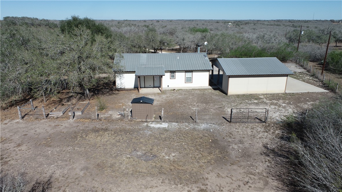 7879 Chestnut Road Beeville, TX 78102 - Photo 39 of 40