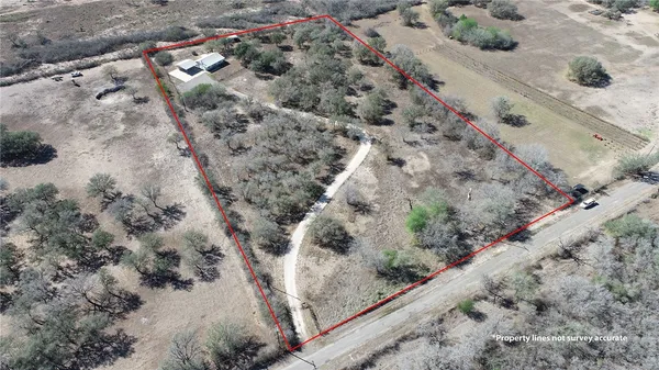 $325,000 | 7879 Chestnut Road, Beeville, TX 78102