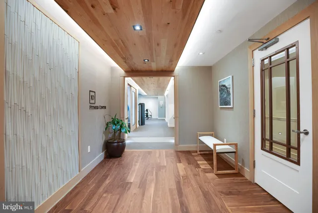 $2,999,995 | 130 South 18th Street, Unit 2801, Philadelphia, PA 19103