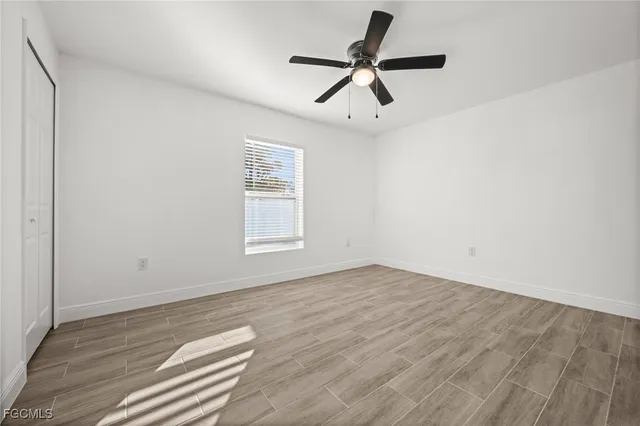 $484,900 | 915-917 Graystone Avenue, Lehigh Acres, FL 33974