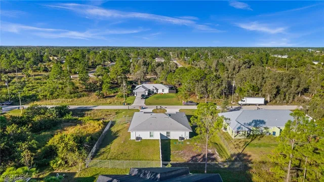 $484,900 | 915-917 Graystone Avenue, Lehigh Acres, FL 33974