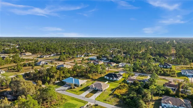 $484,900 | 915-917 Graystone Avenue, Lehigh Acres, FL 33974